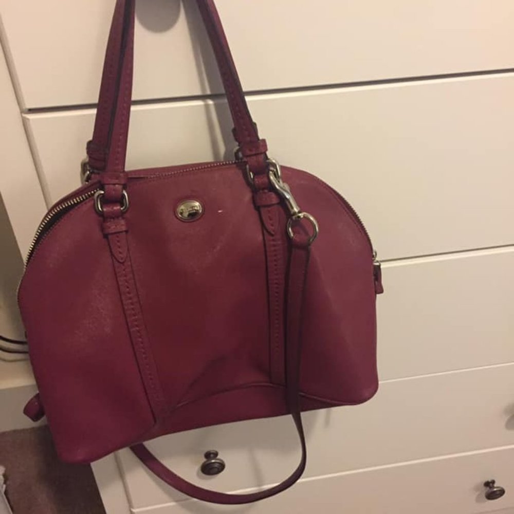 Coach Handbag - Picture 2 of 2